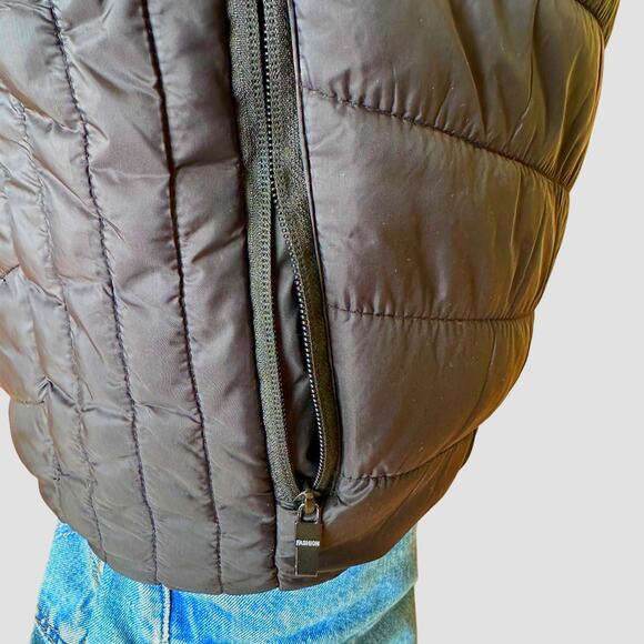 University Montana Griz Puffer Vest Black LARGE Pockets Football Unique Quilted - Picture 5 of 8